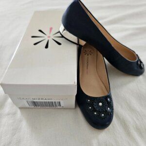 Isaac Mizrahi Live! Navy, flat shoes, 9 wide